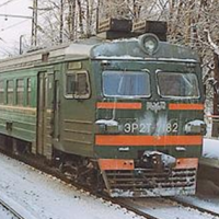 Технический сбой в системе управления железнодорожными путями мог стать причиной схода с рельсов двух вагонов электропоезда следовавшего по маршруту Тверь-Москва в воскресенье  21 ноября 2010г. в районе станции Ховрино. 