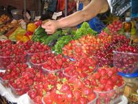 Между Москвой и Зеленоградом откроют рынок дешевых ягод